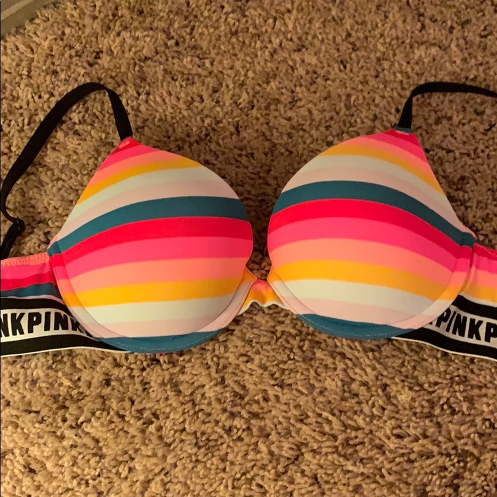 Victoria Secret Pink push up•size 32c